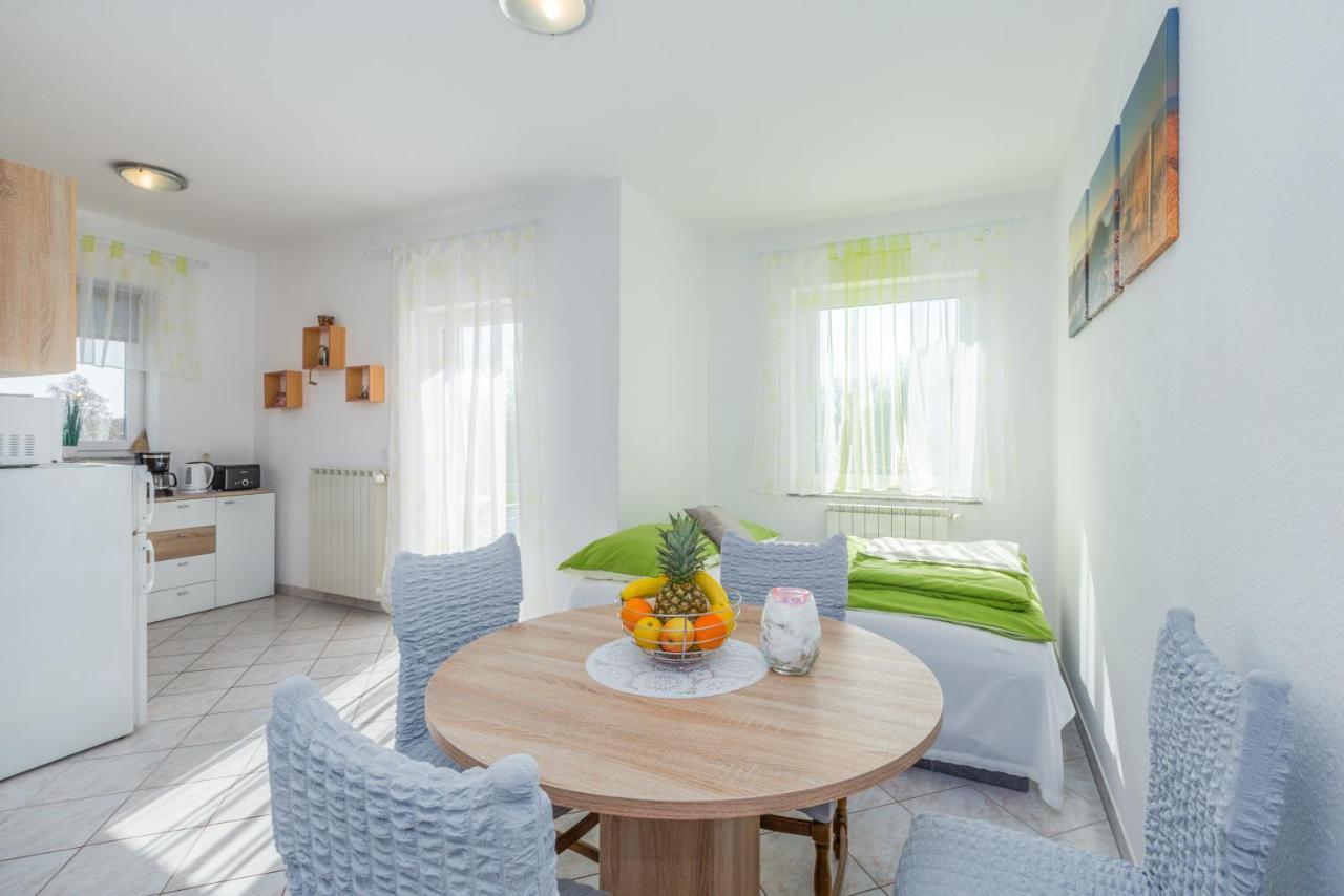 Apartamento App Ruzica Finida Umag Exterior foto